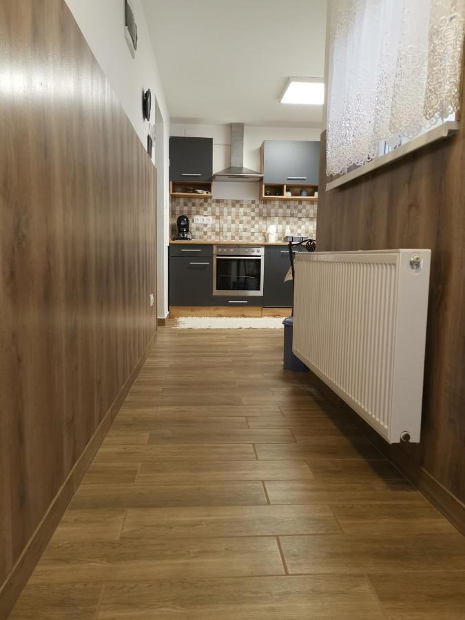 Lili Apartman Харканы Экстерьер фото